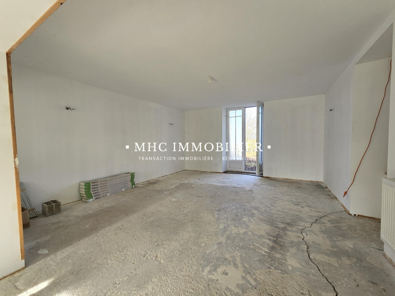 Image_, Propriete, Montmirey-le-Château, ref :VM2601