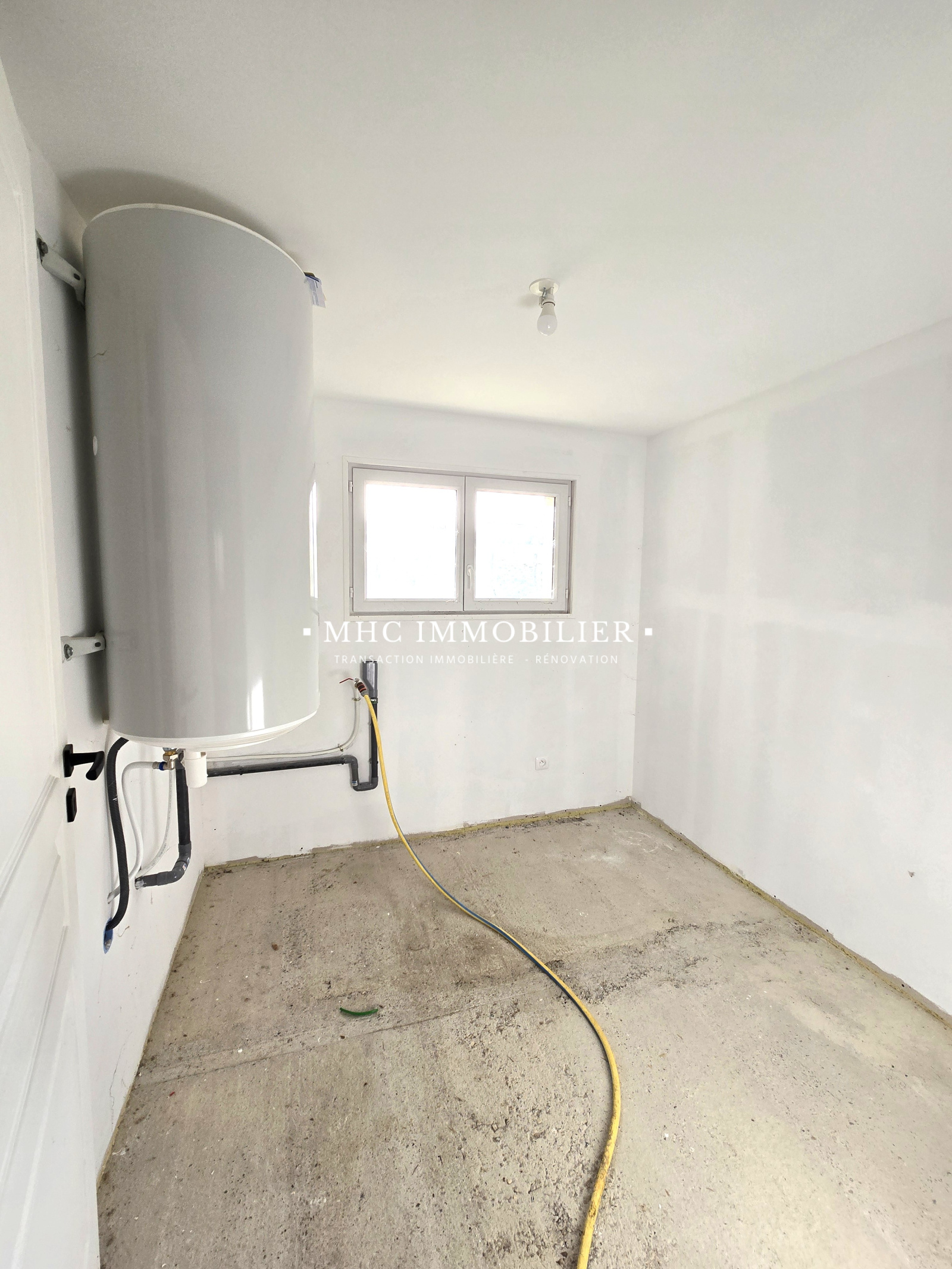 Image_, Propriete, Montmirey-le-Château, ref :VM2601