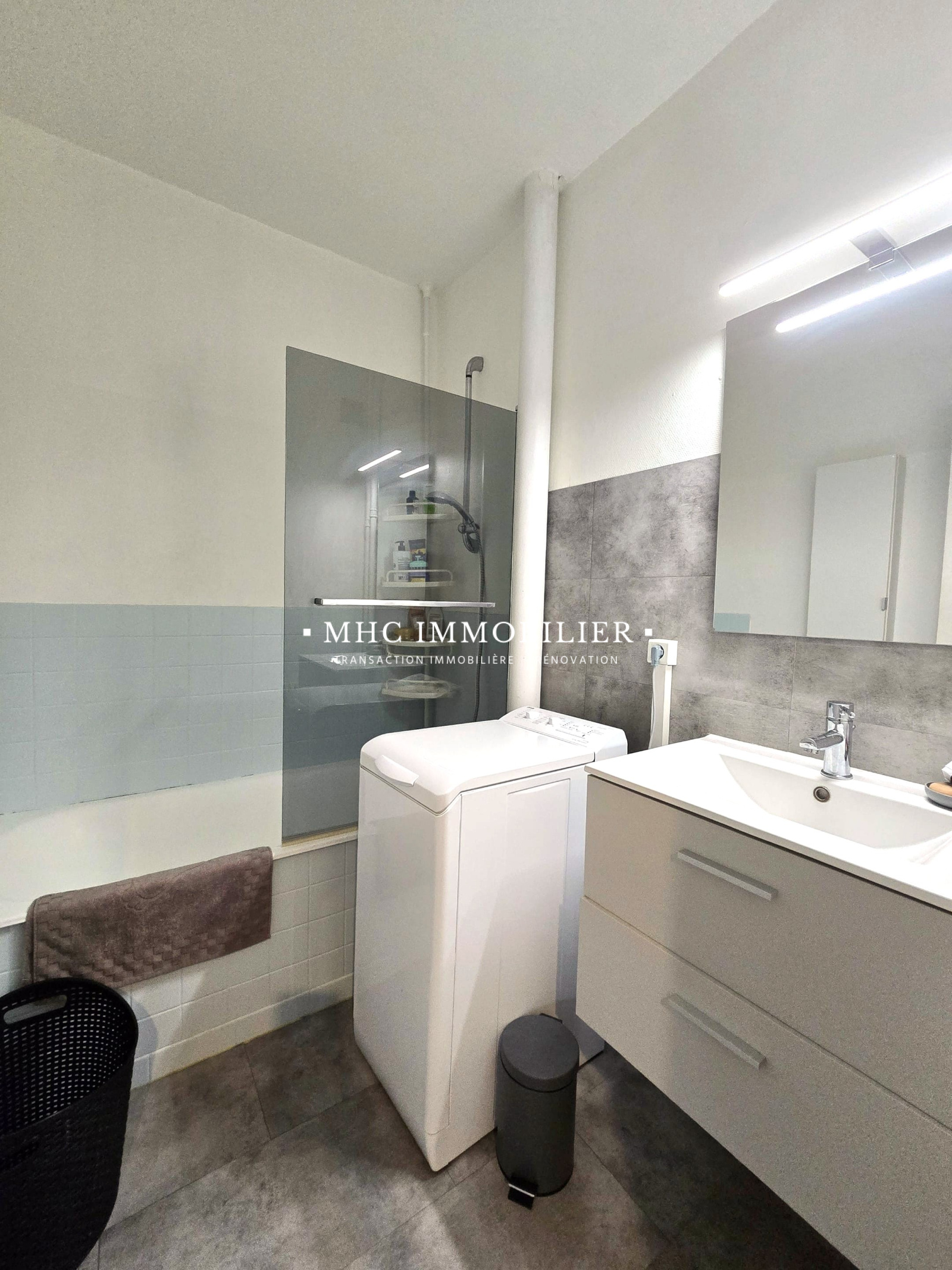 Image_, Studio, Dijon, ref :VM5025